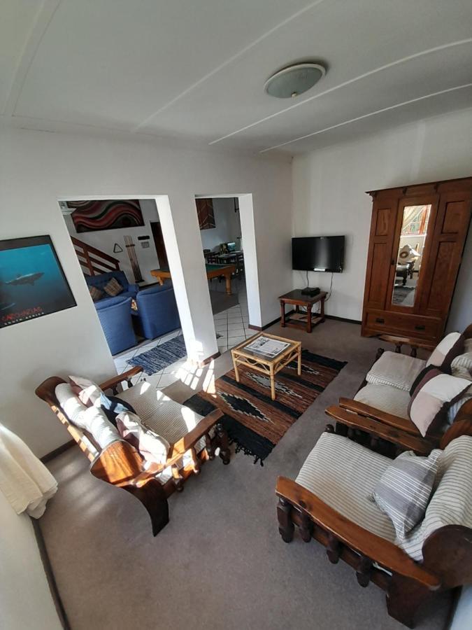 Whalers Guest House Hermanus Esterno foto