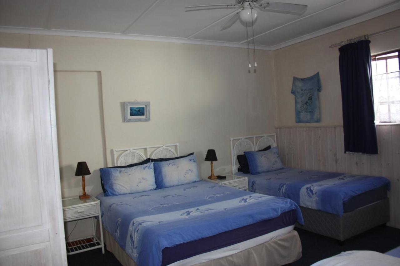 Whalers Guest House Hermanus Esterno foto